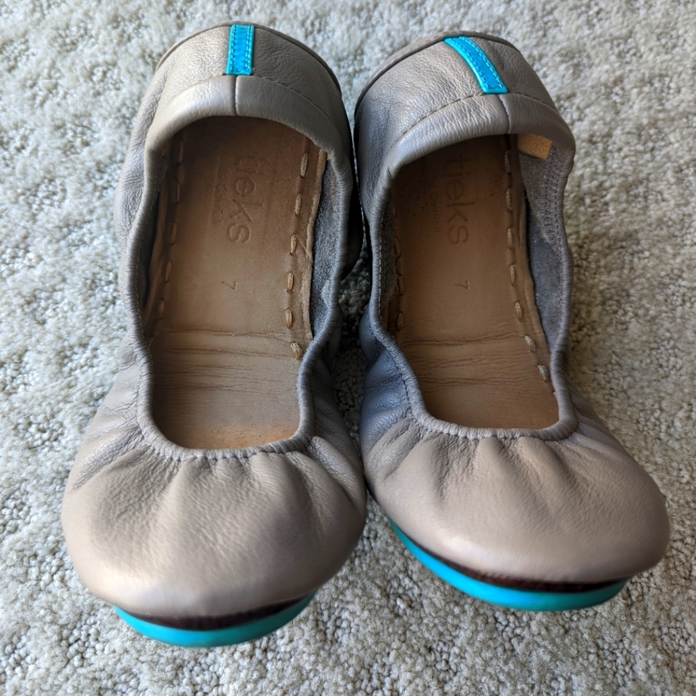 Tieks by Gavieli in Taupe